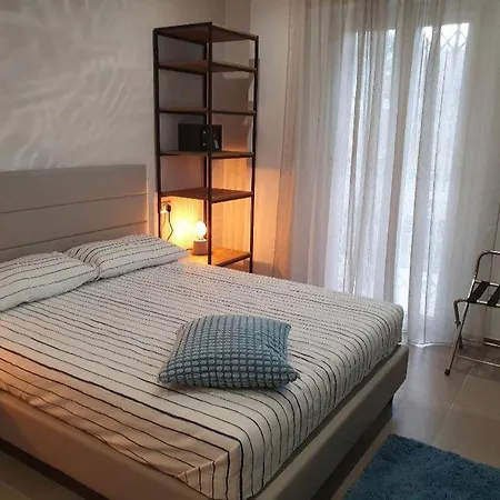 Apartamento Playa Degli Angeli Grecale