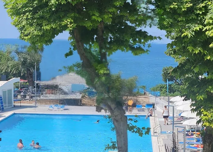 Playa-degli-angeli-grecale